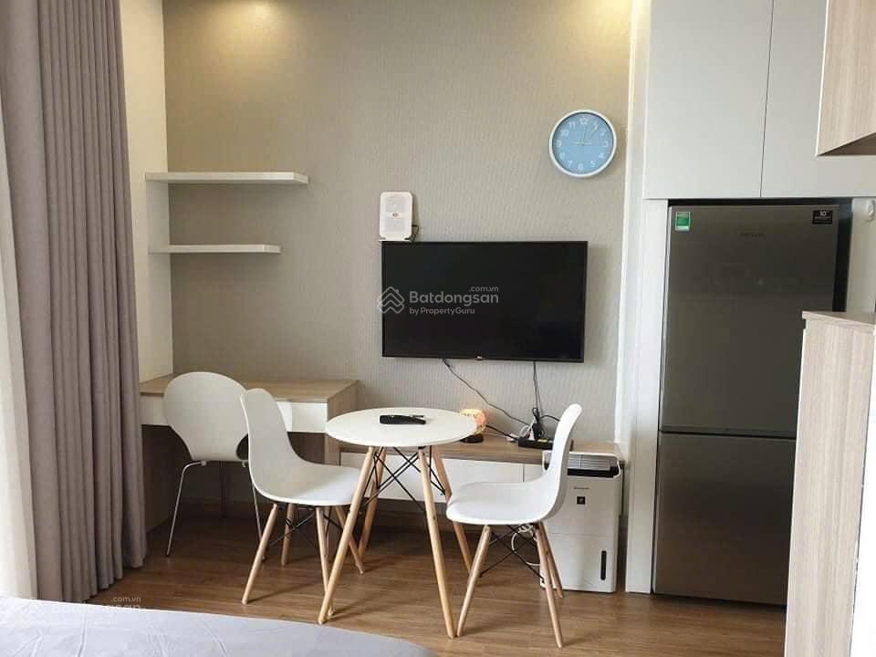 Chính chủ cho thuê studio 30m2 đủ đồ khách chỉ mang vali tới ở tại vinhomes greenbay