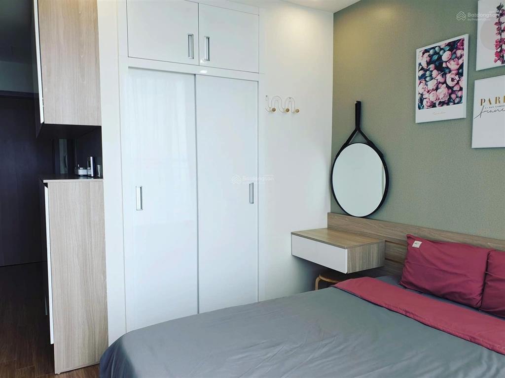 Chính chủ cho thuê studio 30m2 đủ đồ khách chỉ mang vali tới ở tại vinhomes greenbay