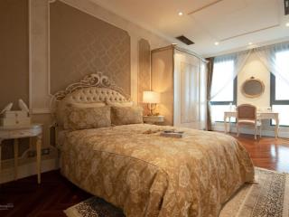 Bán căn hộ căn hộ cao cấp hà nội signature nguyễn văn huyên view nghĩa đô, hồ tây căn đẹp, hiếm