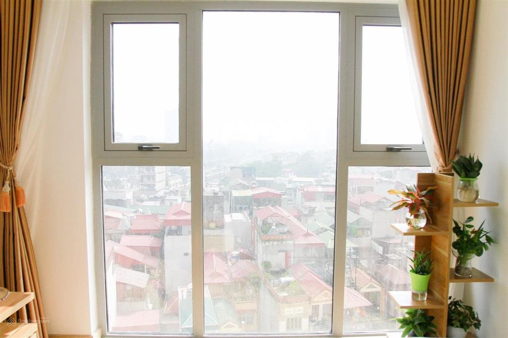 Cho thuê gấp căn hộ 2pn 78 m2 tại 360 giải phóng.  0902 030 ***