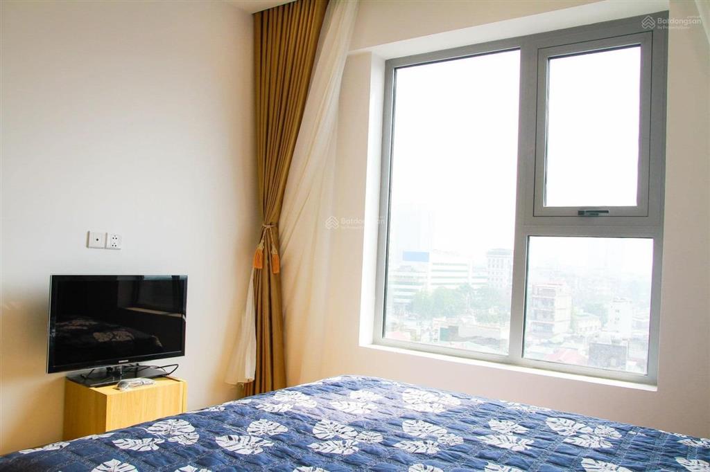 Cho thuê gấp căn hộ 2pn 78 m2 tại 360 giải phóng.  0902 030 ***