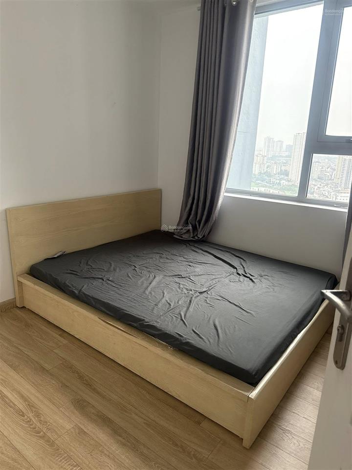 Cho thuê gấp căn hộ 2pn 78 m2 tại 360 giải phóng.  0902 030 ***