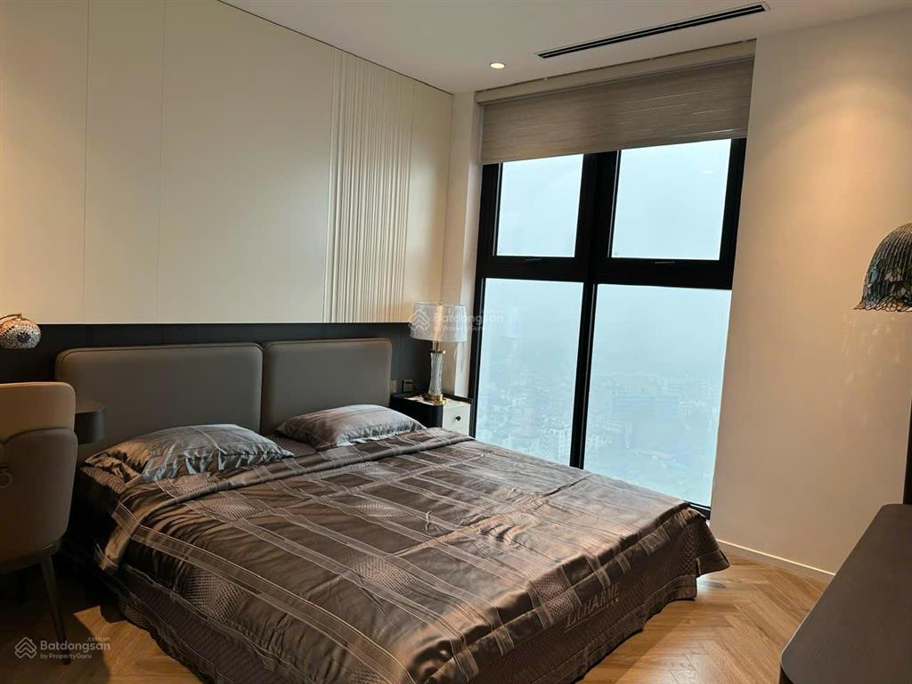 Bán căn hộ 3pn tầng đẹp, view đẹp, full đồ, 360 giải phóng  0902 030 ***