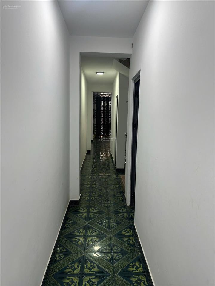 Bán nhà gác lửng đúc mt hoà minh 3, cách biển nguyễn tất thành chỉ 100m