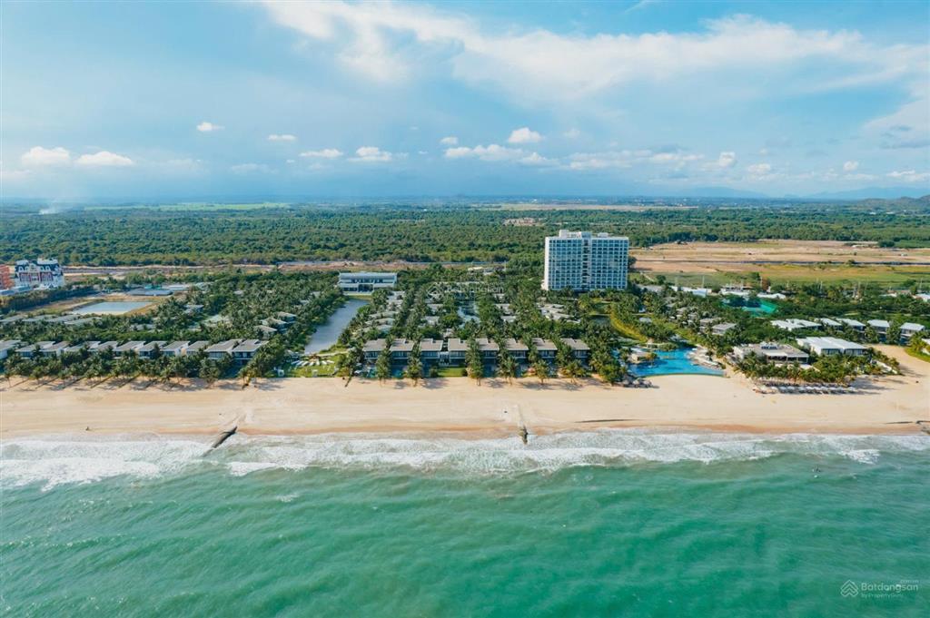 Bán căn hộ melia hồ tràm view trực diện biển, tầng cao, chỉ 2,7 tỷ (bao hết thuế phí)