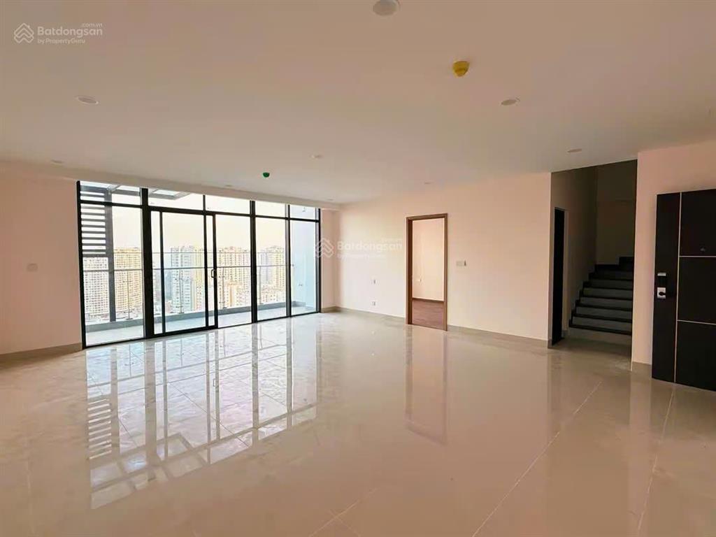 Duplex penthouse 2 tầng, giá 8.99 tỷ  156.86m2, 2 ban công, view biển đông nam, 3pn, 2 phòng khách