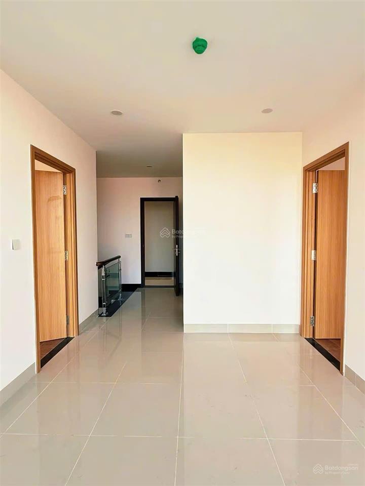 Duplex penthouse 2 tầng, giá 8.99 tỷ  156.86m2, 2 ban công, view biển đông nam, 3pn, 2 phòng khách