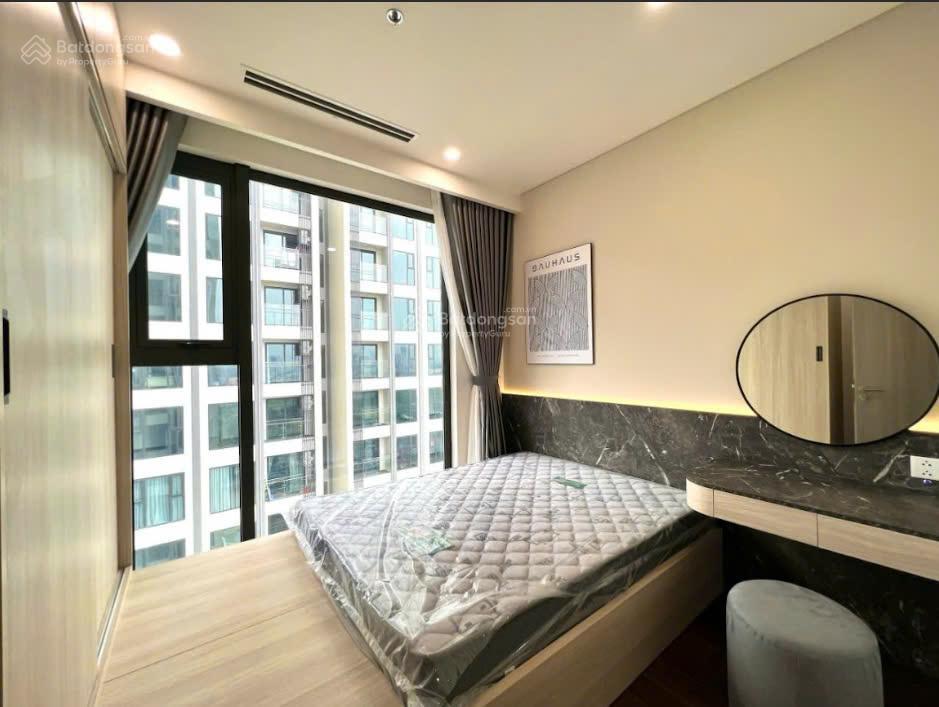 Căn hộ 2 phòng ngủ, đủ đồ đẹp, giá tốt, gần hồ tại vinhomes smart city, chỉ từ 10tr  0985 609 ***