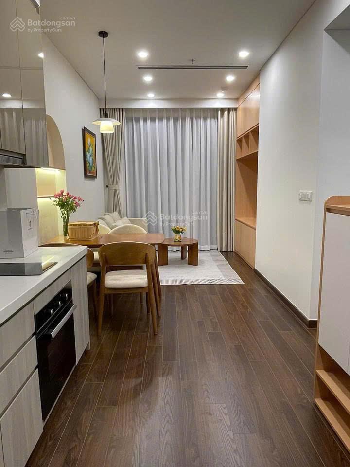 Căn hộ 2 phòng ngủ, đủ đồ đẹp, giá tốt, gần hồ tại vinhomes smart city, chỉ từ 10tr  0985 609 ***