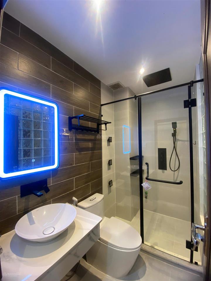 Căn hộ dịch vụ 14 phòng hẻm 8 m trần bình trọng p5 bình thạnh