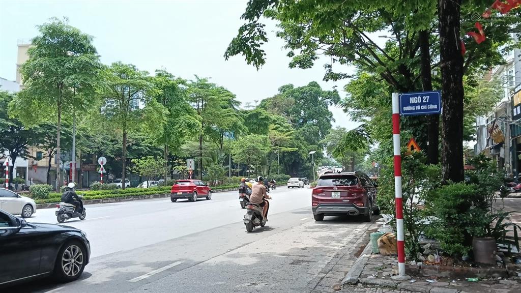 Bán nhà riêng tại ngõ 27, võ chí công, 14.9 tỷ, 64m2, 4pn, 5wc