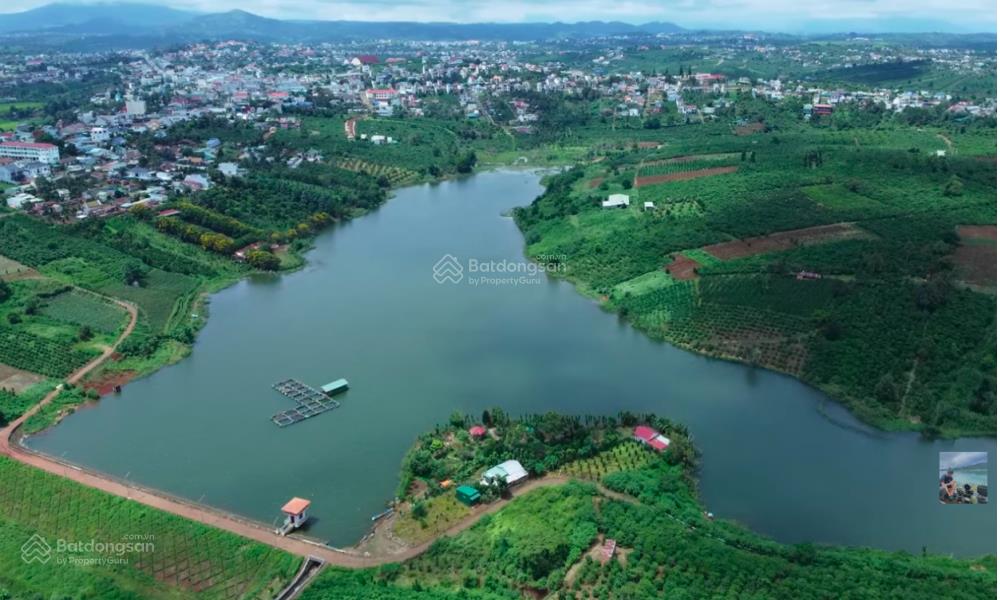 Chính chủ cần bán ~1.800m² đất view hồ đông thị trấn di linh, lâm đồng, 2.8 tỷ,  0865 863 ***