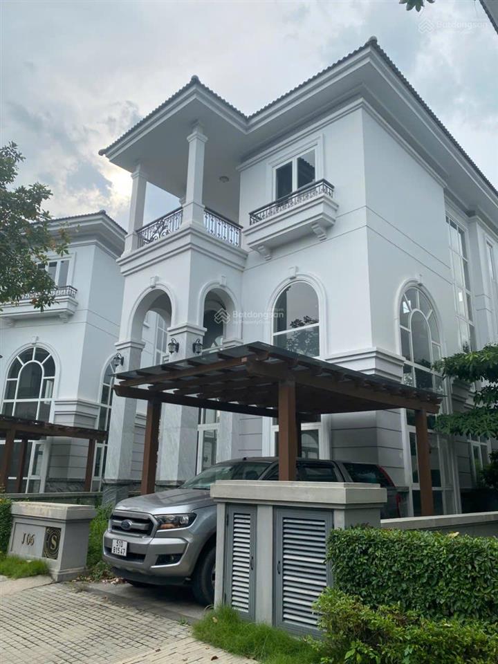 Bán biệt thự đơn lập sol villas dt 264m2 giá 31 33 tỷ. duy nhất  0939 968 ***