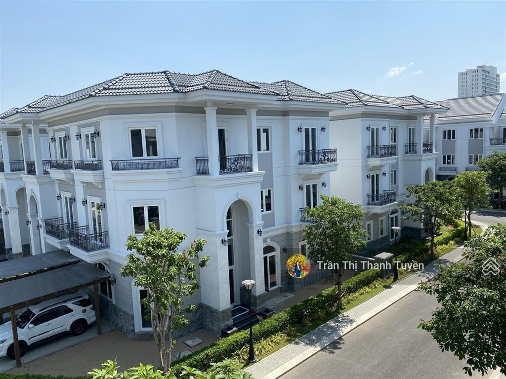 Duy nhất căn góc sol villas 187m2 giá 22.5 tỷ, sổ hồng riêng.  0939 968 ***
