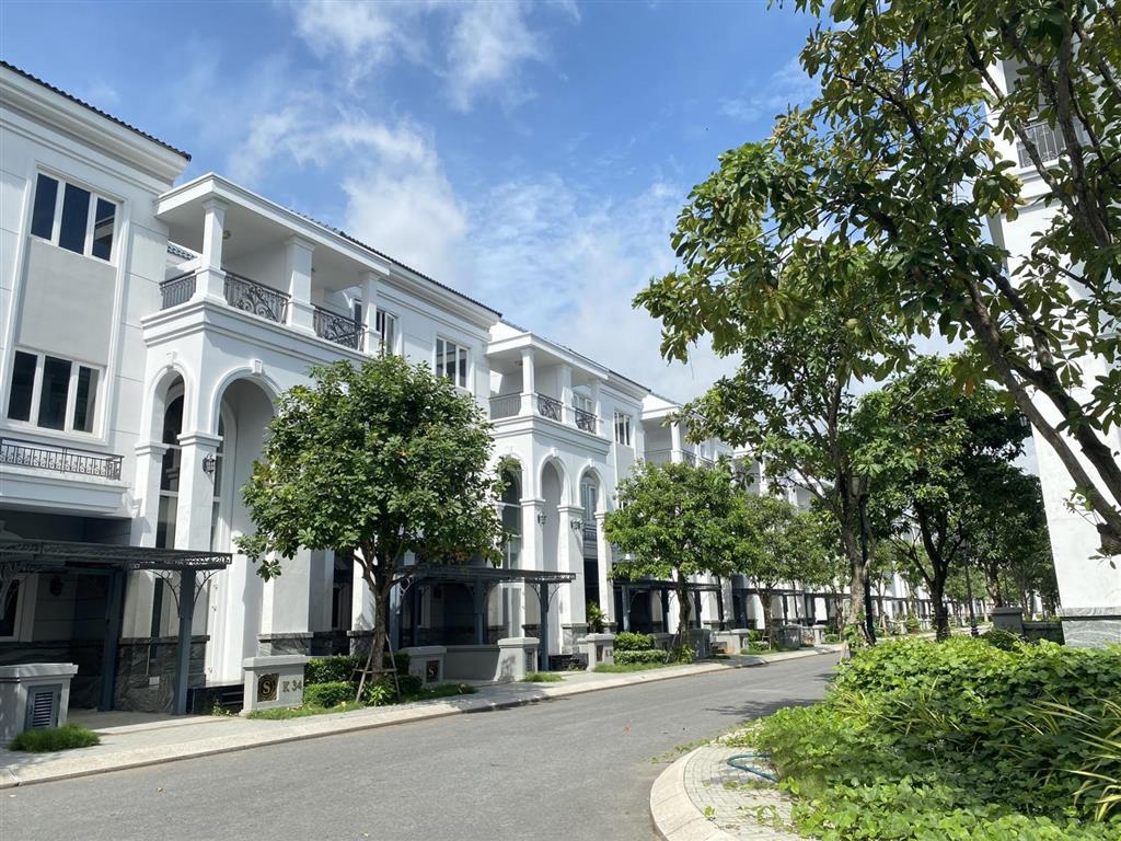 Duy nhất căn góc sol villas 187m2 giá 22.5 tỷ, sổ hồng riêng.  0939 968 ***
