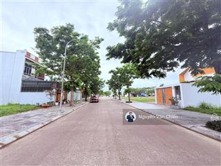 Golden hills giá vẫn còn vùng trũng so với các dự án lân cận quy hoạch đẹp và chuẩn giá siêu rẻ