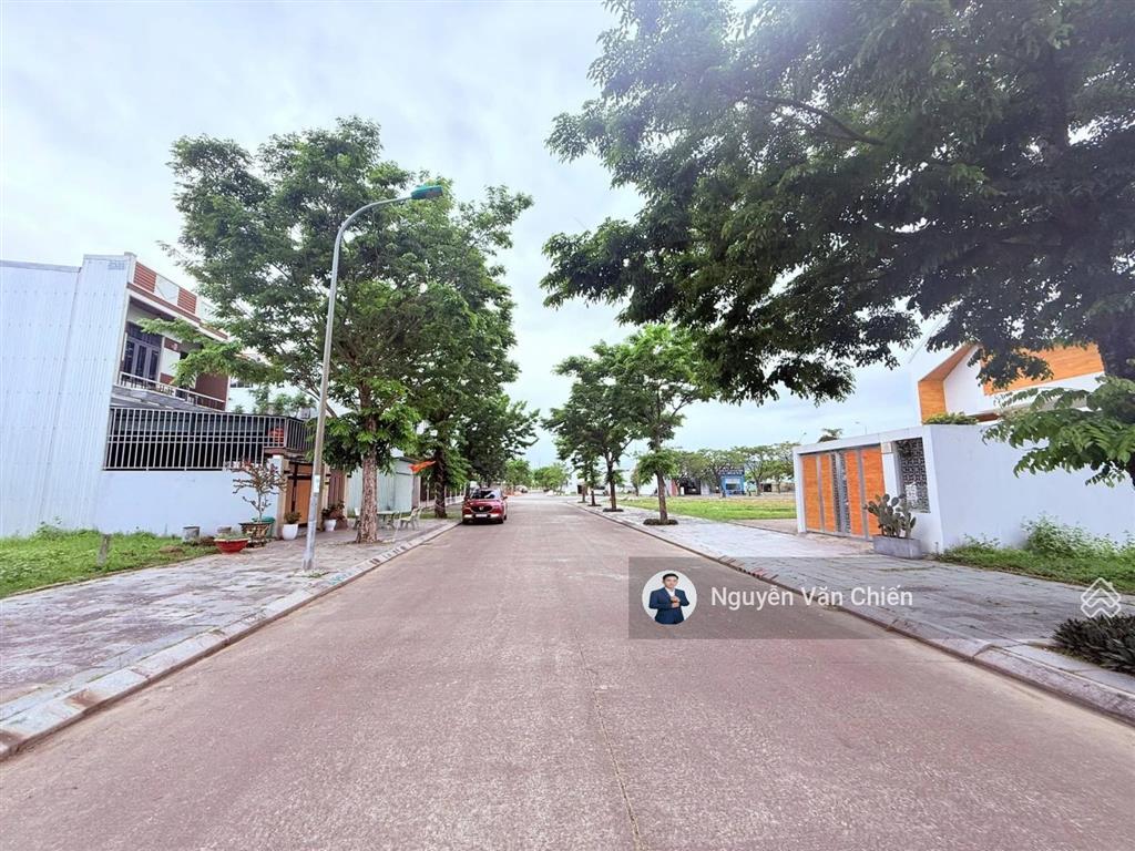 Cần bán lô đất đẹp view công viên b26411 khu a1 golden hill hướng đông bắc mát mẻ view đẹp thoáng