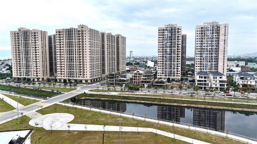 Cần bán gấp lô đất nền lakeside chỉ 30tr/m2 đường 5,5m hướng đông bắc