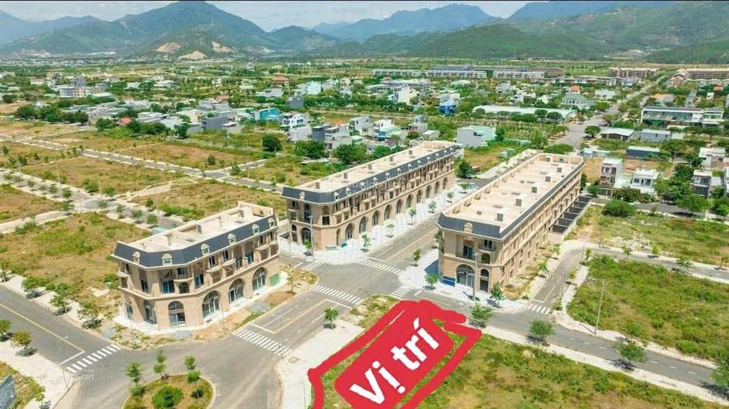Bán đất 2 mặt tiền dự án tại dragon smart city danang,đường 10,5m và 5,5m chỉ 22,5tr/m2 sổ sẵn