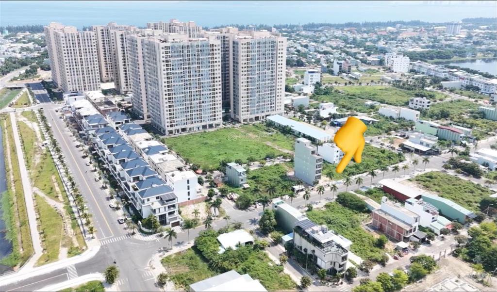 Chính chủ cần bán lô đất nền đường 10,5m lakeside gần khu biệt thự, xây dựng 6,5 tầng sổ sẵn nhà