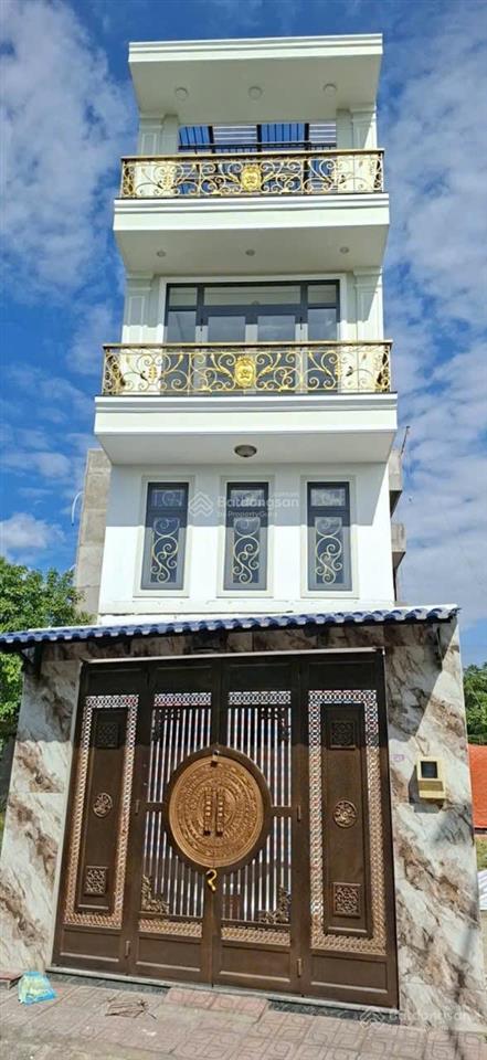 Bán nhà 4 tầng ngay phạm văn đồng, đường 8m, giá chỉ 8,95 tỷ