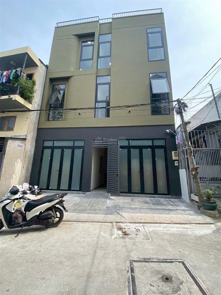 Hàng thơm xuất hiện chdv hẻm xe hơi đường man thiện ( cách man thiện 30m ),