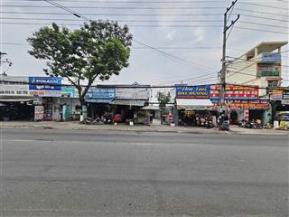 Nhà mặt tiền 246m2 đường 8m đường nguyễn trãi gần chợ xóm vắng tp. dĩ an