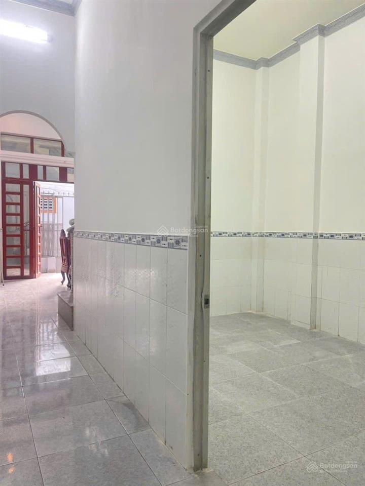 Nhà phố gần bigc go dĩ an, phường đông hòa, tp dĩ an.