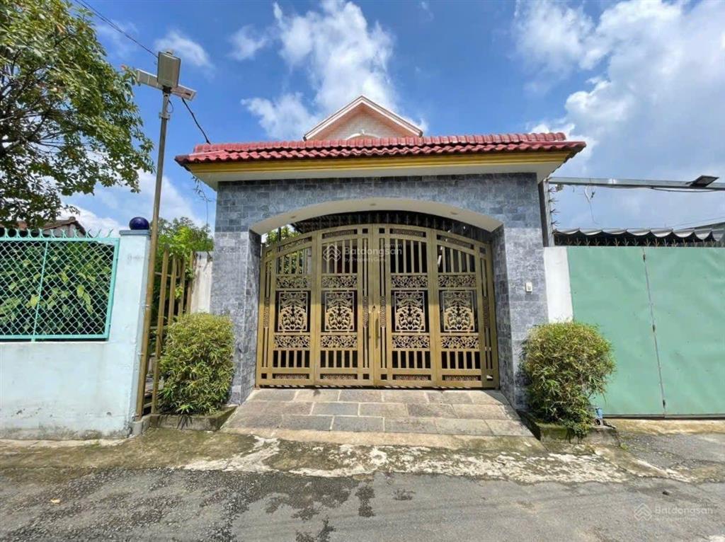 Nhà phố hoàn công kdc châu thới, phường bình an, tp dĩ an.