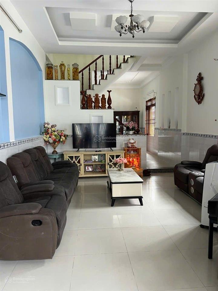 Nhà phố 2 mặt tiền l kdc gần chợ tân long, phường tân đông hiệp, dĩ an