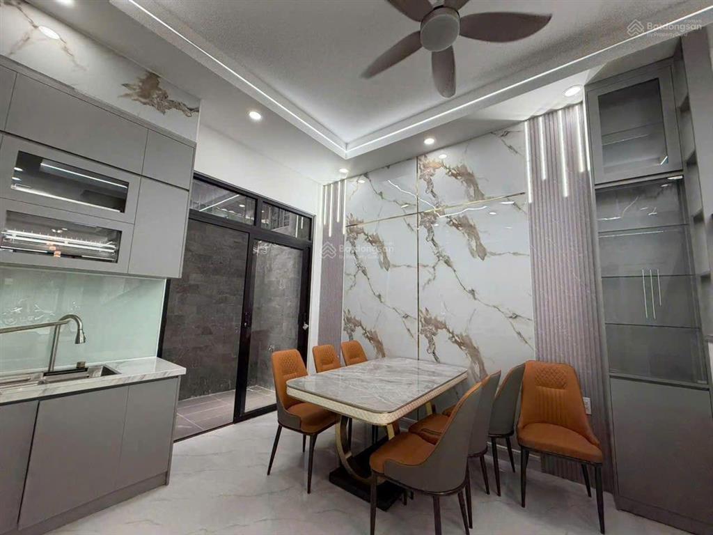 Nhà phố kdc phú hồng đạt, phường bình chuẩn, tp thuận an.