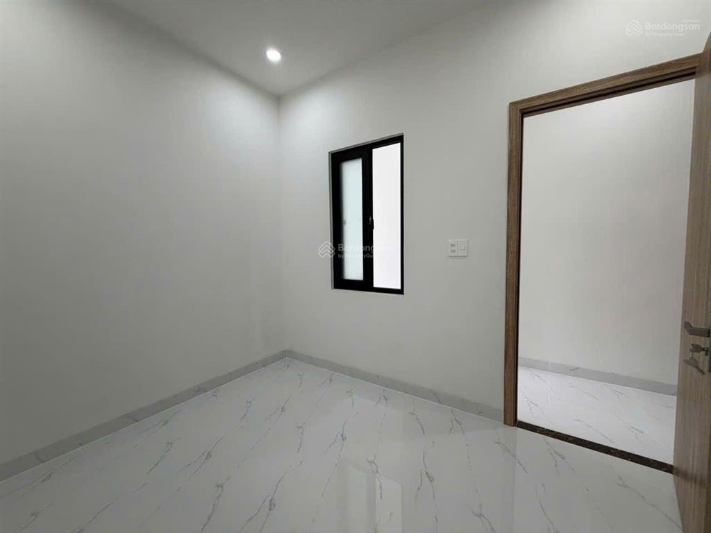 Nhà phố kdc phú hồng đạt, phường bình chuẩn, tp thuận an.