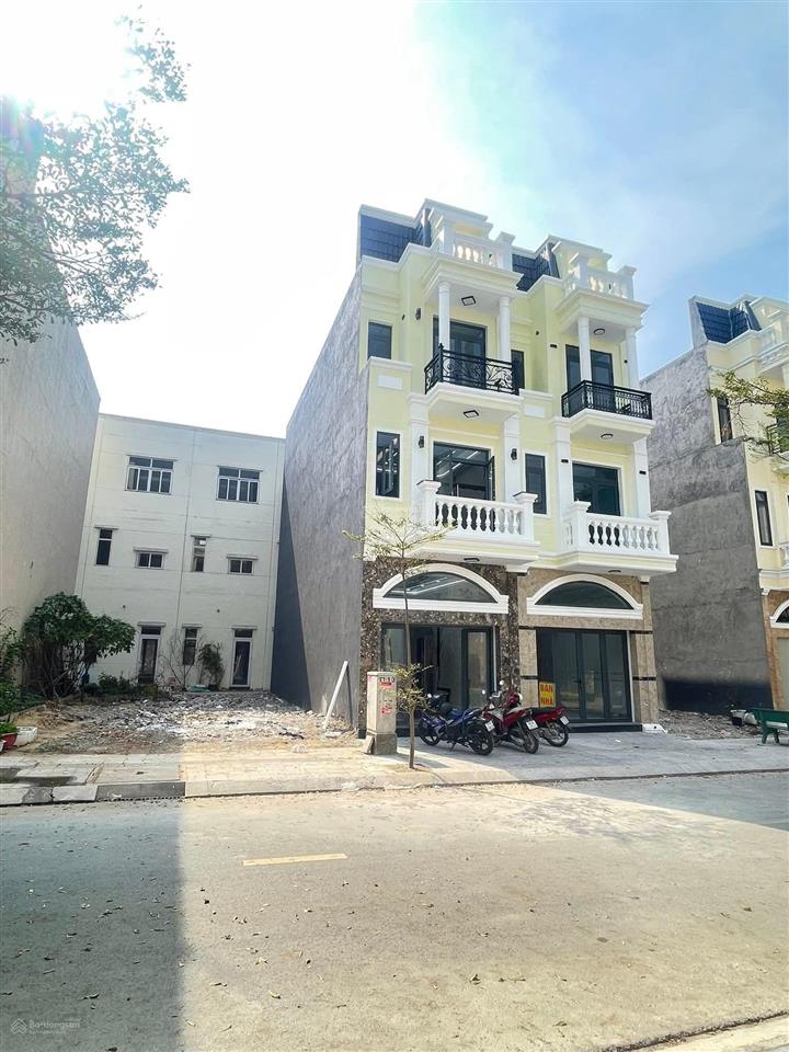 Nhà phố hoàn công kdc icon central gần chợ thông dụng, phường tân đông hiệp, tp dĩ an