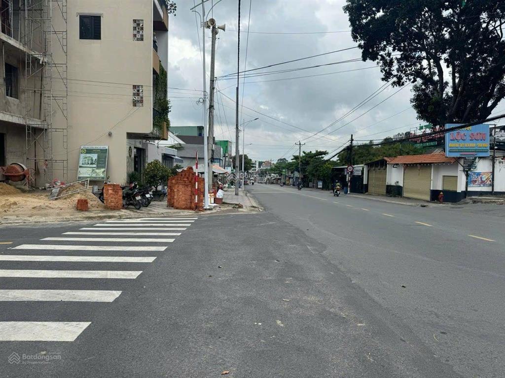 Đất 2 mặt tiền kinh doanh thủ khoa huân gần chợ búng và ngã tư hòa lân tp thuận an