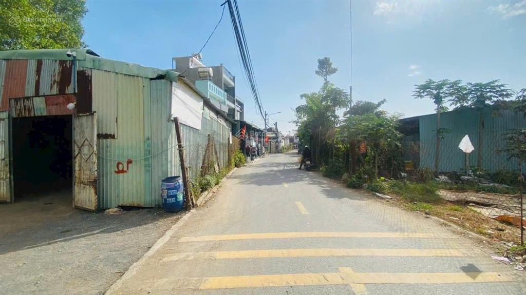 Đất 155,5m2 ngang 7m mặt tiền gần trung tâm y tế và bigc go, p tân đông hiệp dĩ an