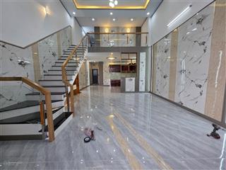 Nhà 123.3m2 mặt tiền vũng việt gần chợ tân long và ngã tư chiêu liêu, dĩ an