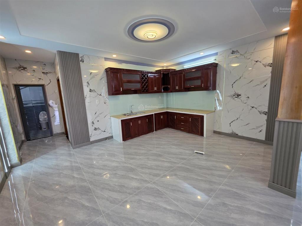 Nhà 123.3m2 mặt tiền vũng việt gần chợ tân long và ngã tư chiêu liêu, dĩ an