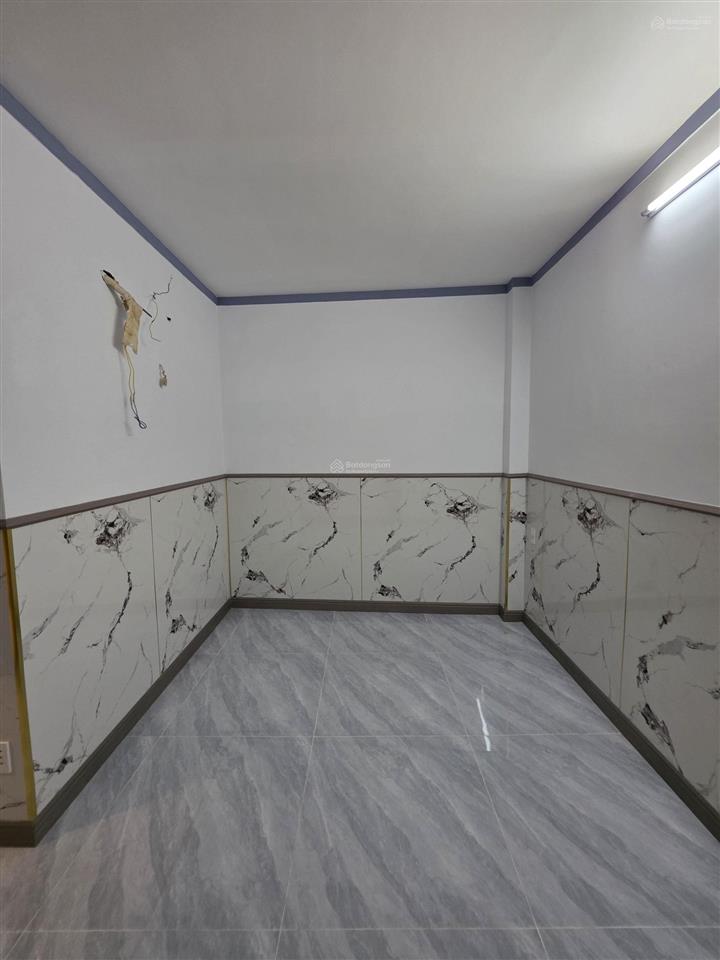 Nhà 123.3m2 mặt tiền vũng việt gần chợ tân long và ngã tư chiêu liêu, dĩ an