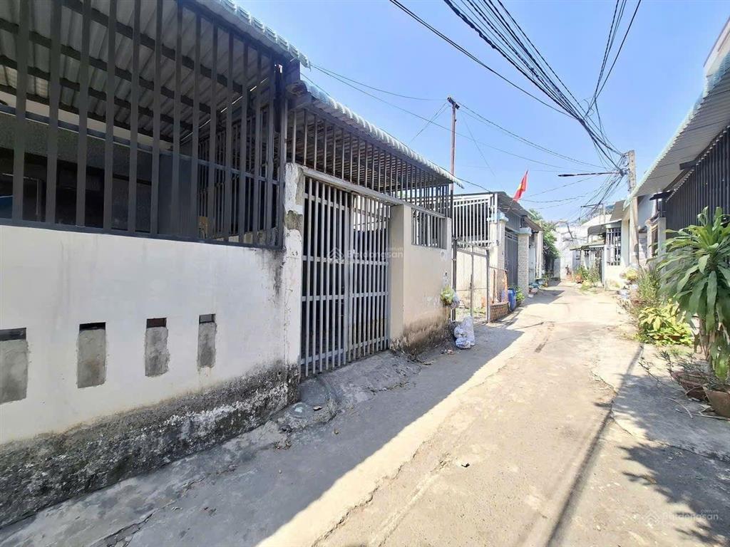 Nhà gần ngã tư bình thung, phường bình an, tp dĩ an