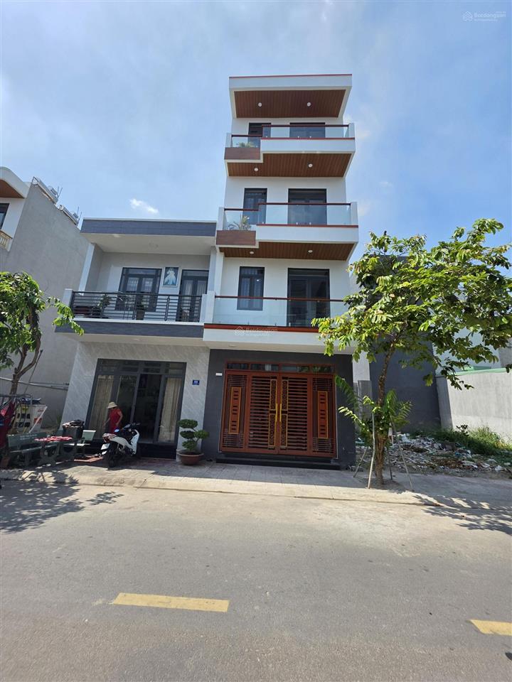 Nhà phố mới xây khu tái định cư đông hòa c, phường đông hòa, tp dĩ an