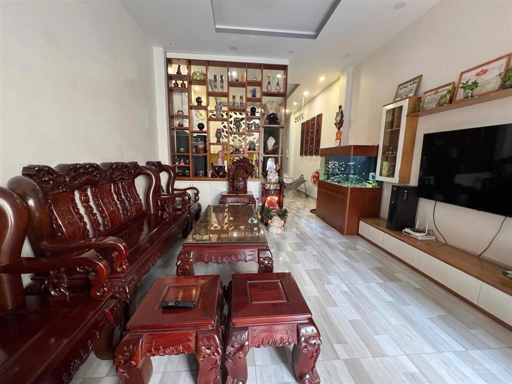 Nhà phố 122m2 hoàn công tặng full nội thất kề bên làng đại học quốc gia hcm, phường đông hòa, dĩ an