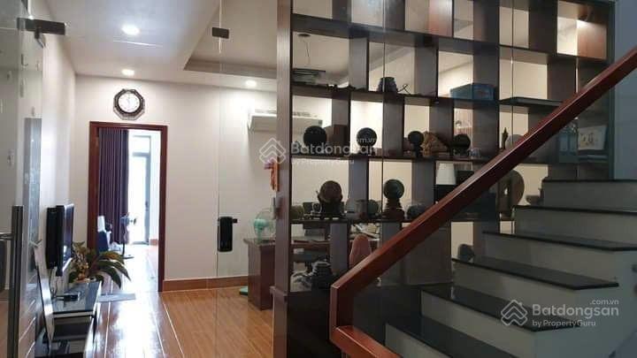 Nhà phố 122m2 hoàn công tặng full nội thất kề bên làng đại học quốc gia hcm, phường đông hòa, dĩ an
