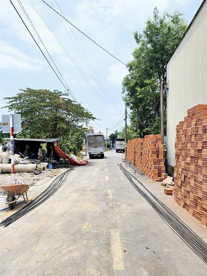 Đất 124,8m2 kdc gần big c go dĩ an, phường đông hoà, tp dĩ an