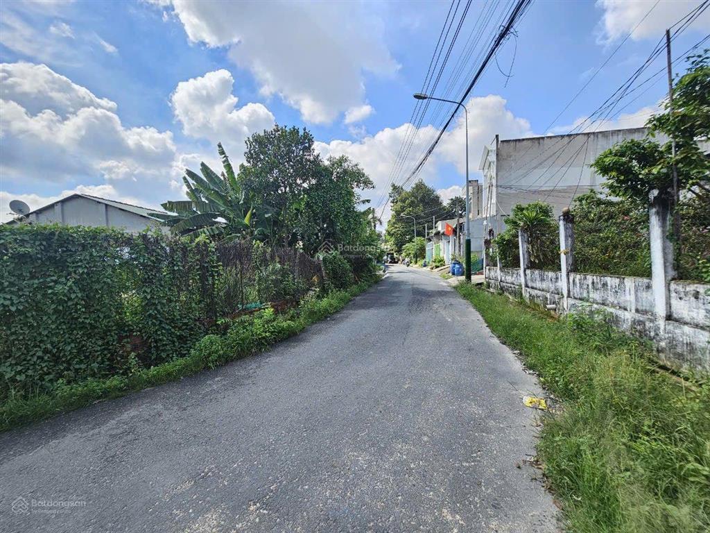 Đất 169.7m2 ngang 9m gần chợ tân bình, phường tân bình, tp dĩ an