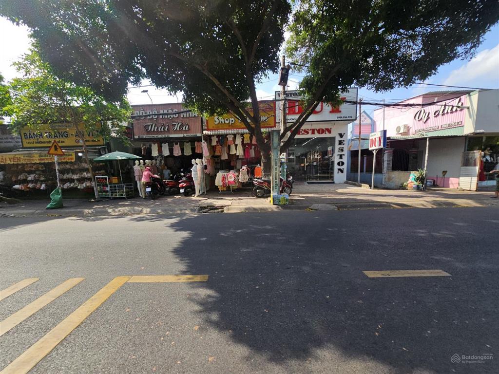 Nhà mặt tiền kinh doanh sầm uất đường lý thường kiệt gần chợ xóm vắng và ngã tư vincom550 tp. dĩ an
