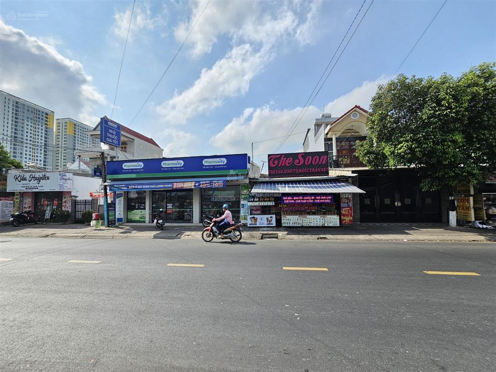 Nhà mặt tiền kinh doanh sầm uất đường lý thường kiệt gần chợ xóm vắng và ngã tư vincom550 tp. dĩ an