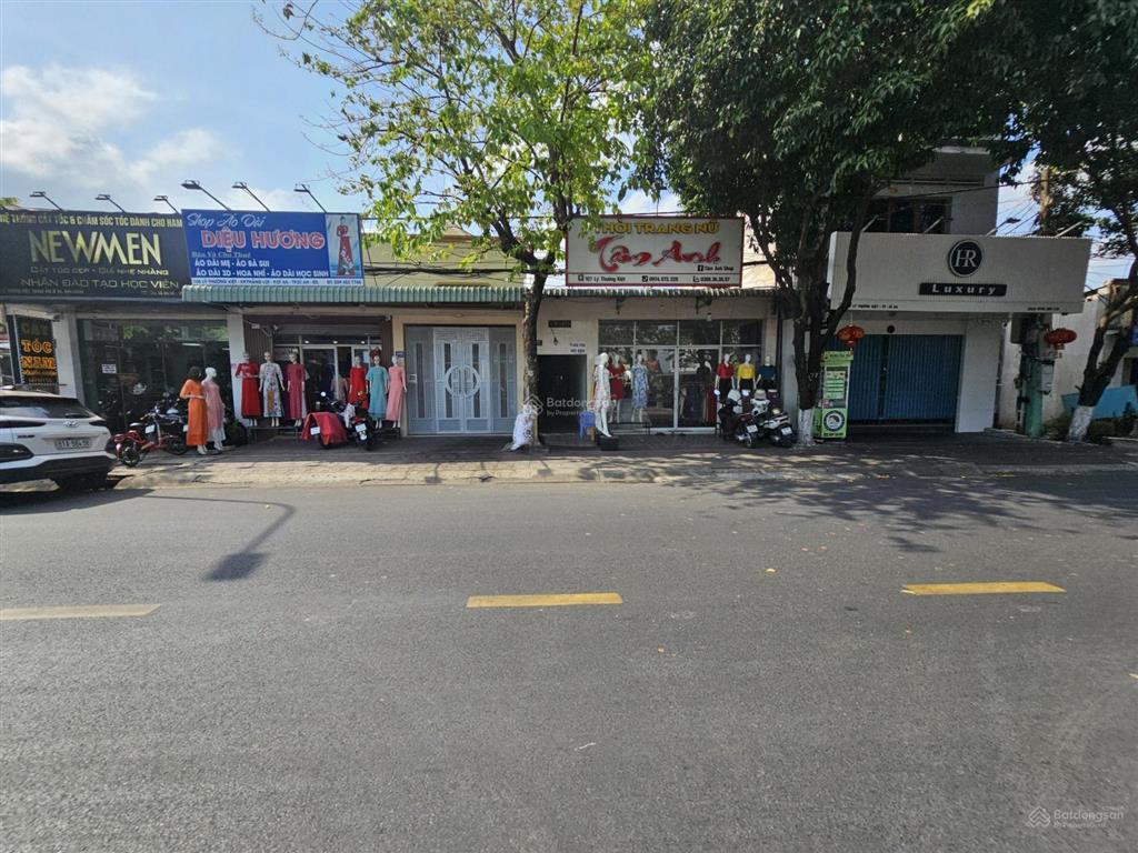 Nhà mặt tiền kinh doanh sầm uất đường lý thường kiệt gần chợ xóm vắng và ngã tư vincom550 tp. dĩ an