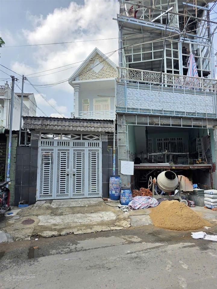 Nhà phố mặt tiền khu tái định cư bigc go, phường đông hòa, tp dĩ an.