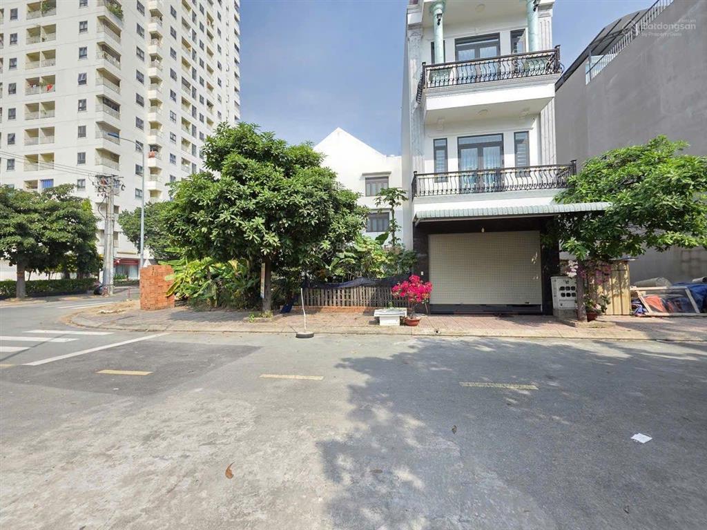 Bán đất tặng nhà cấp 4 kdc phúc đạt, phường tân đông hiệp, tp dĩ an