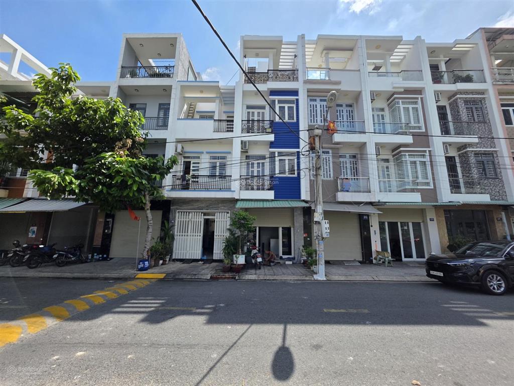 Nhà phố mặt tiền kinh doanh kdc hương sen gần chợ việt lập, phường an bình, dĩ an (p. dĩ an tphcm)